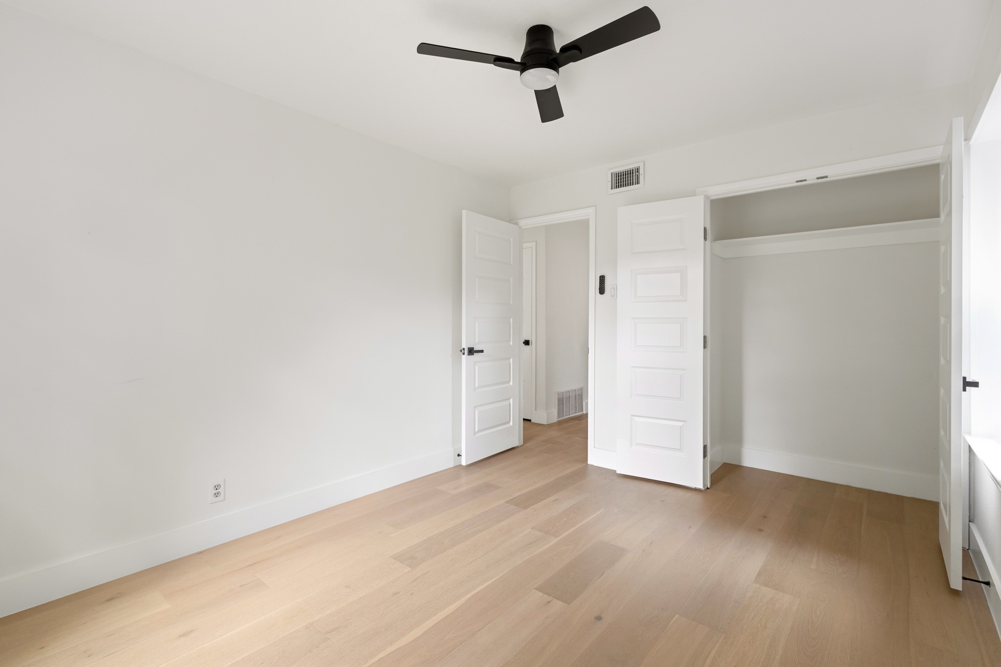 2528 Springvale Drive Farmers Branch TX 75234