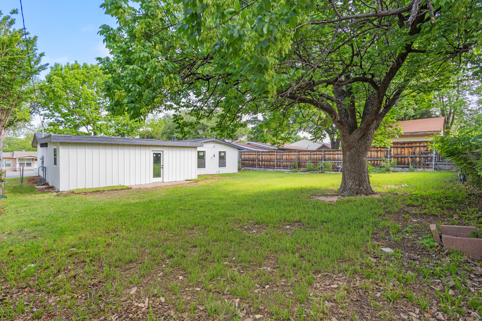 2528 Springvale Drive Farmers Branch TX 75234