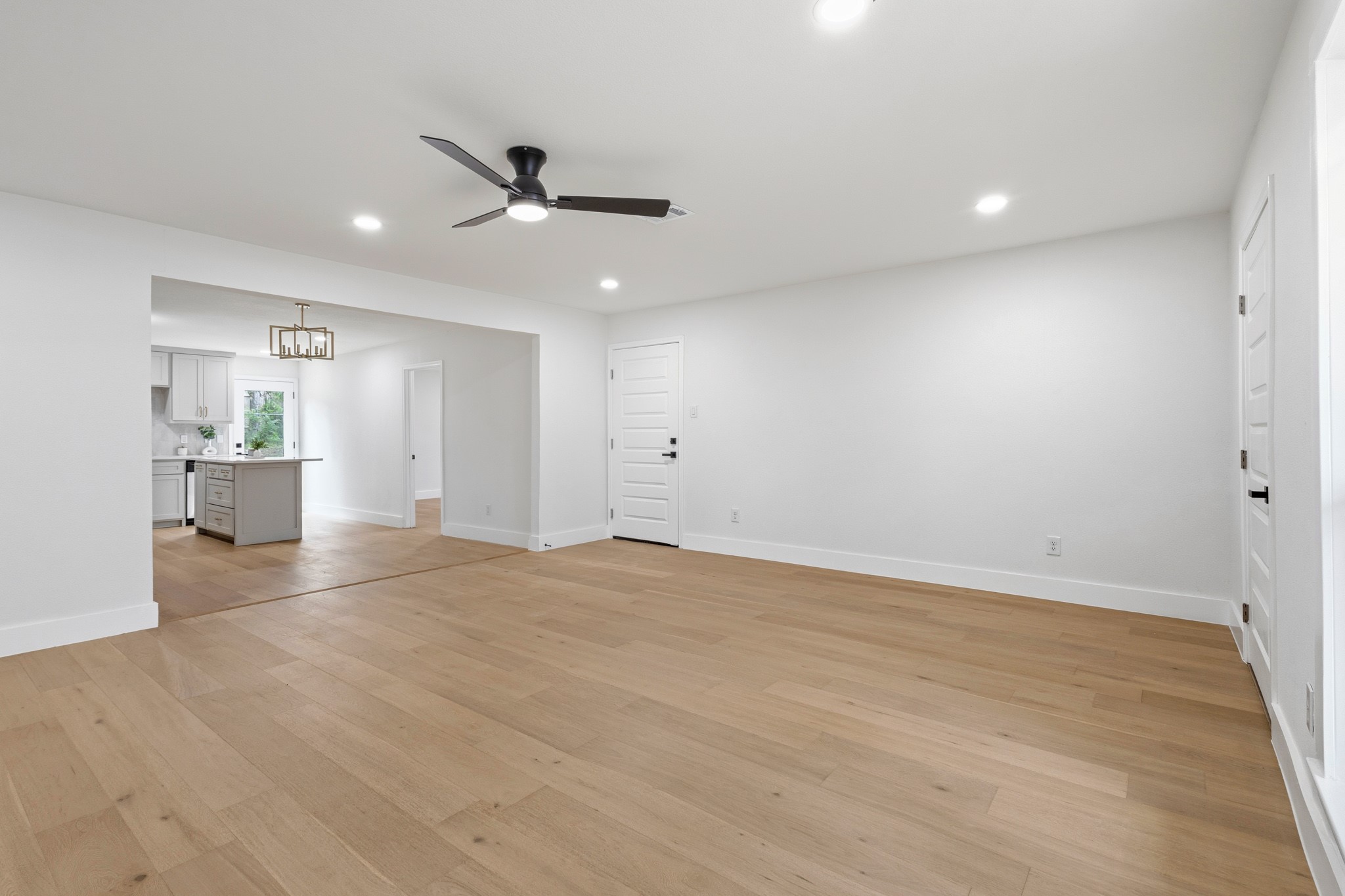 2528 Springvale Drive Farmers Branch TX 75234