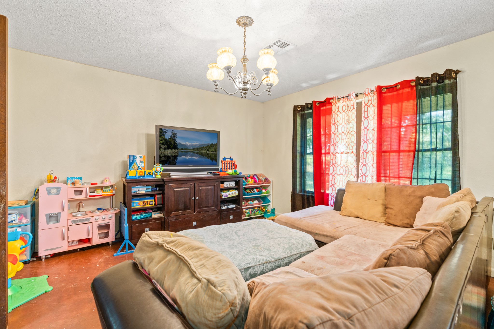 821 E Stegall Road Robinson TX 76706