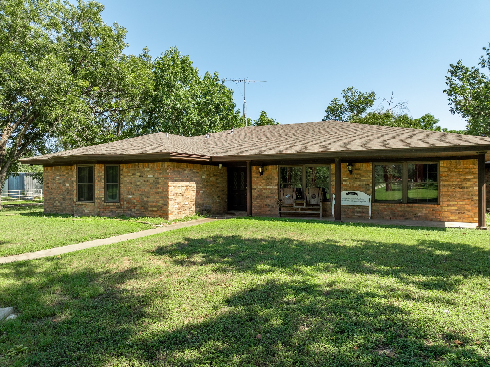 821 E Stegall Road Robinson TX 76706