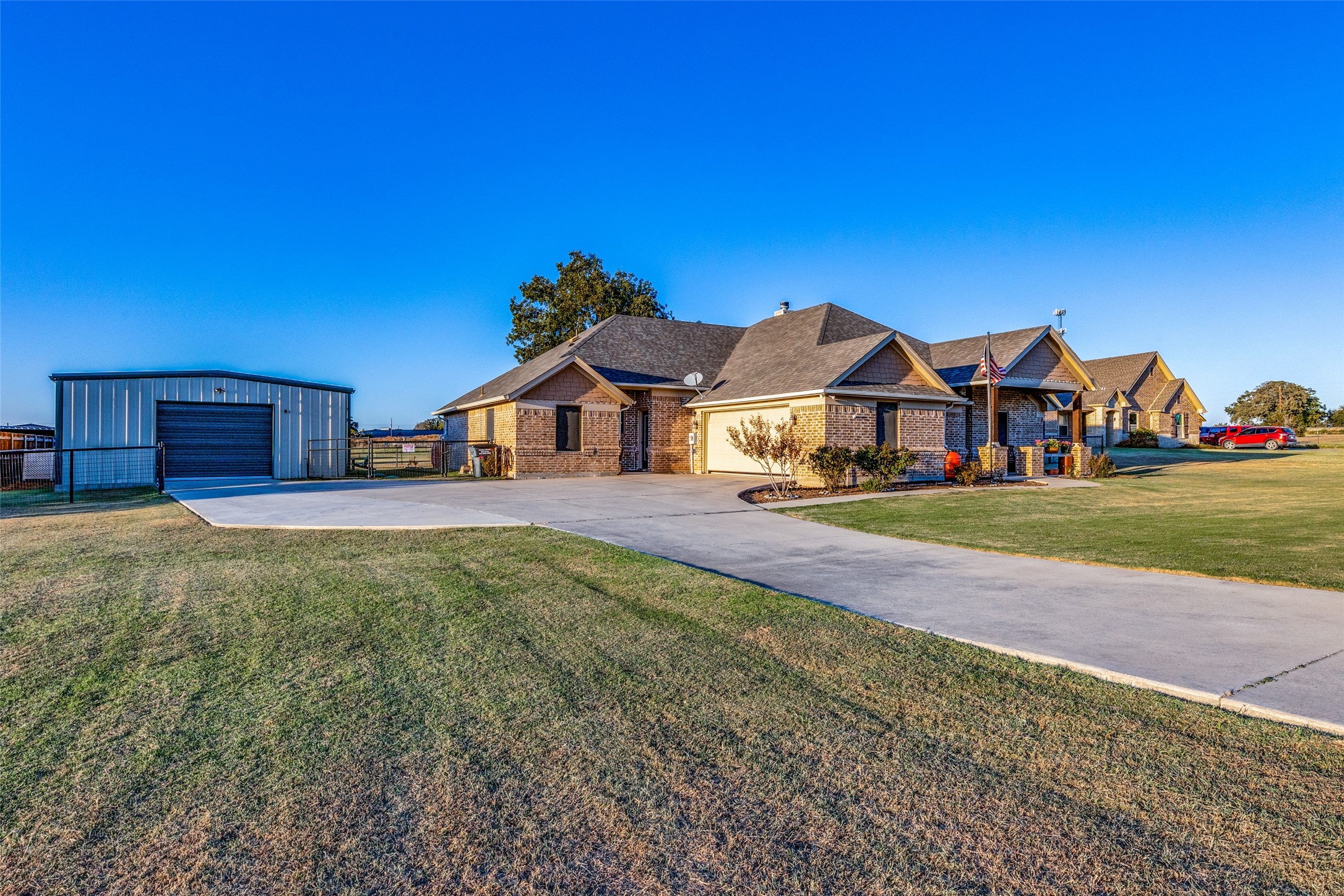 213 Savannah Drive Weatherford TX 76087