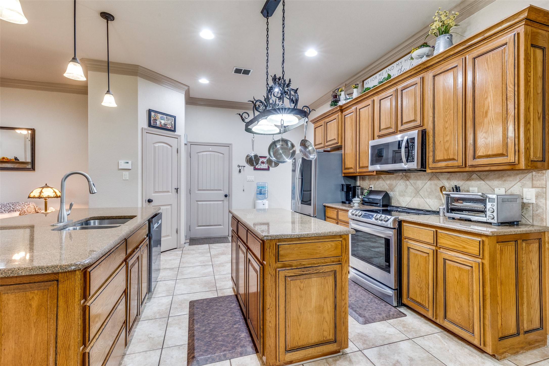 213 Savannah Drive Weatherford TX 76087