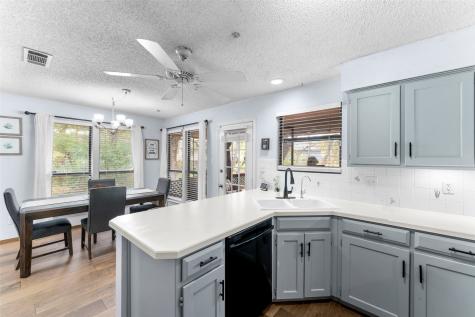 2705 Dover Gardens Drive Arlington TX 76017