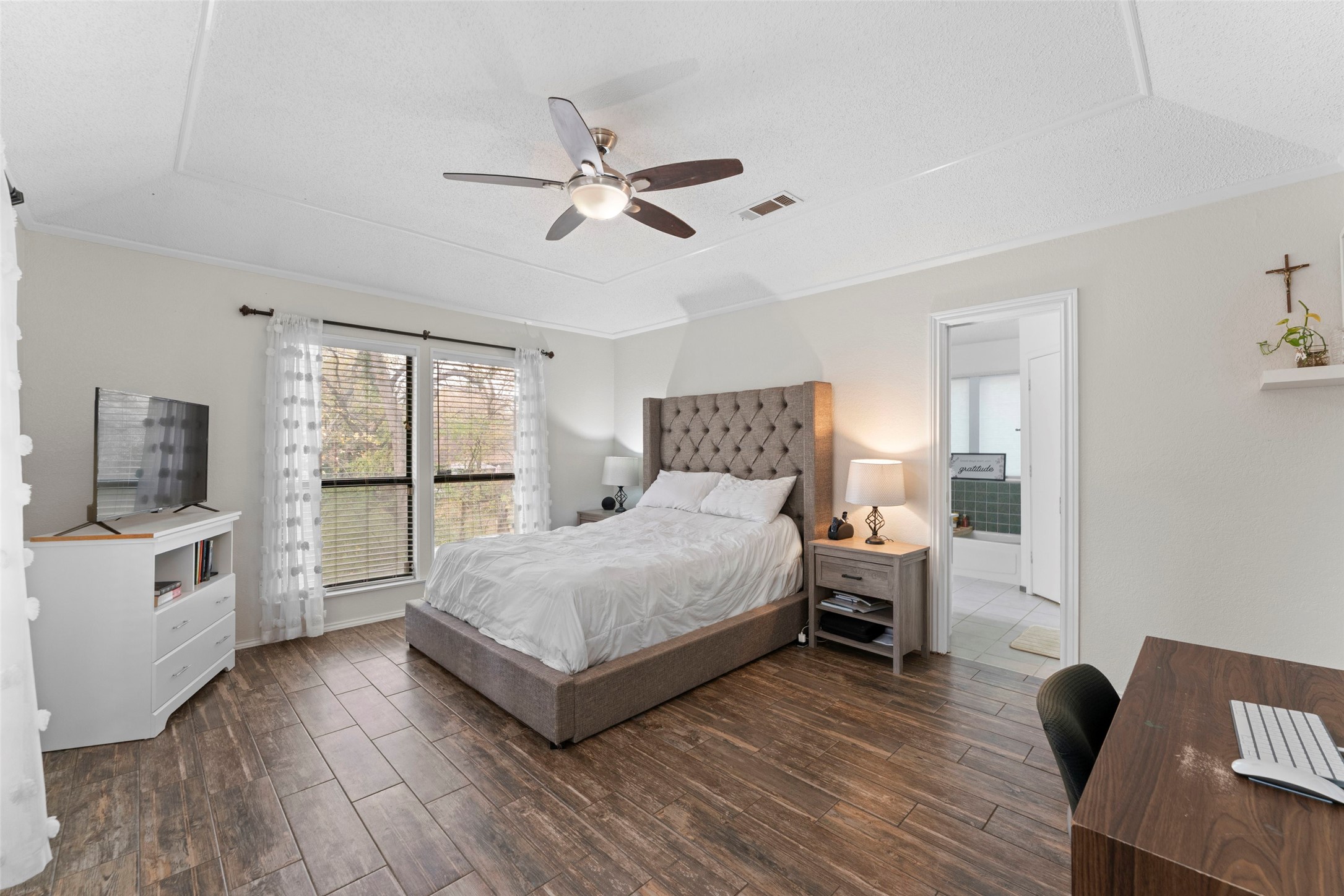 2705 Dover Gardens Drive Arlington TX 76017