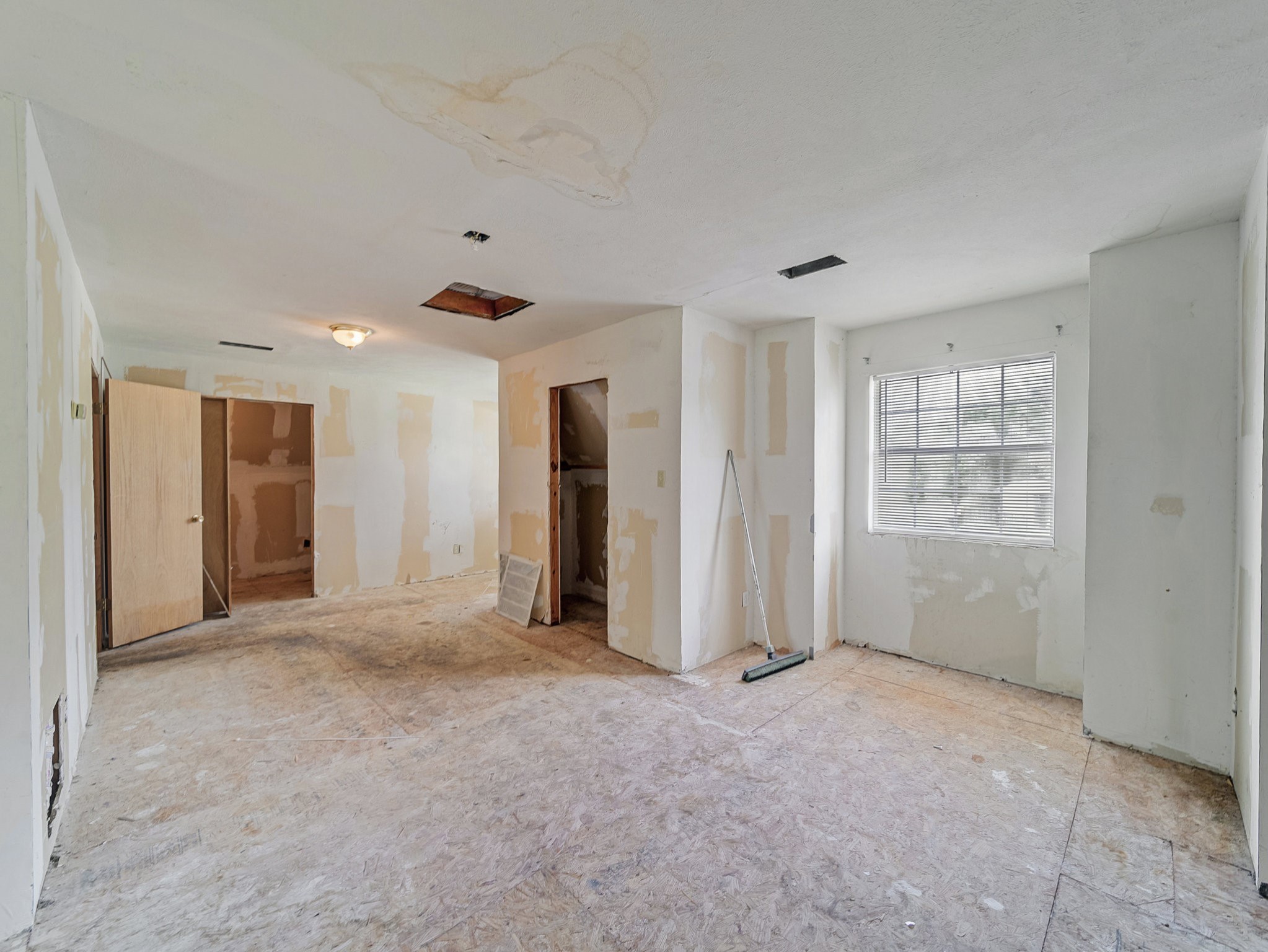 13833 Indian Wells Road Dallas TX 75253