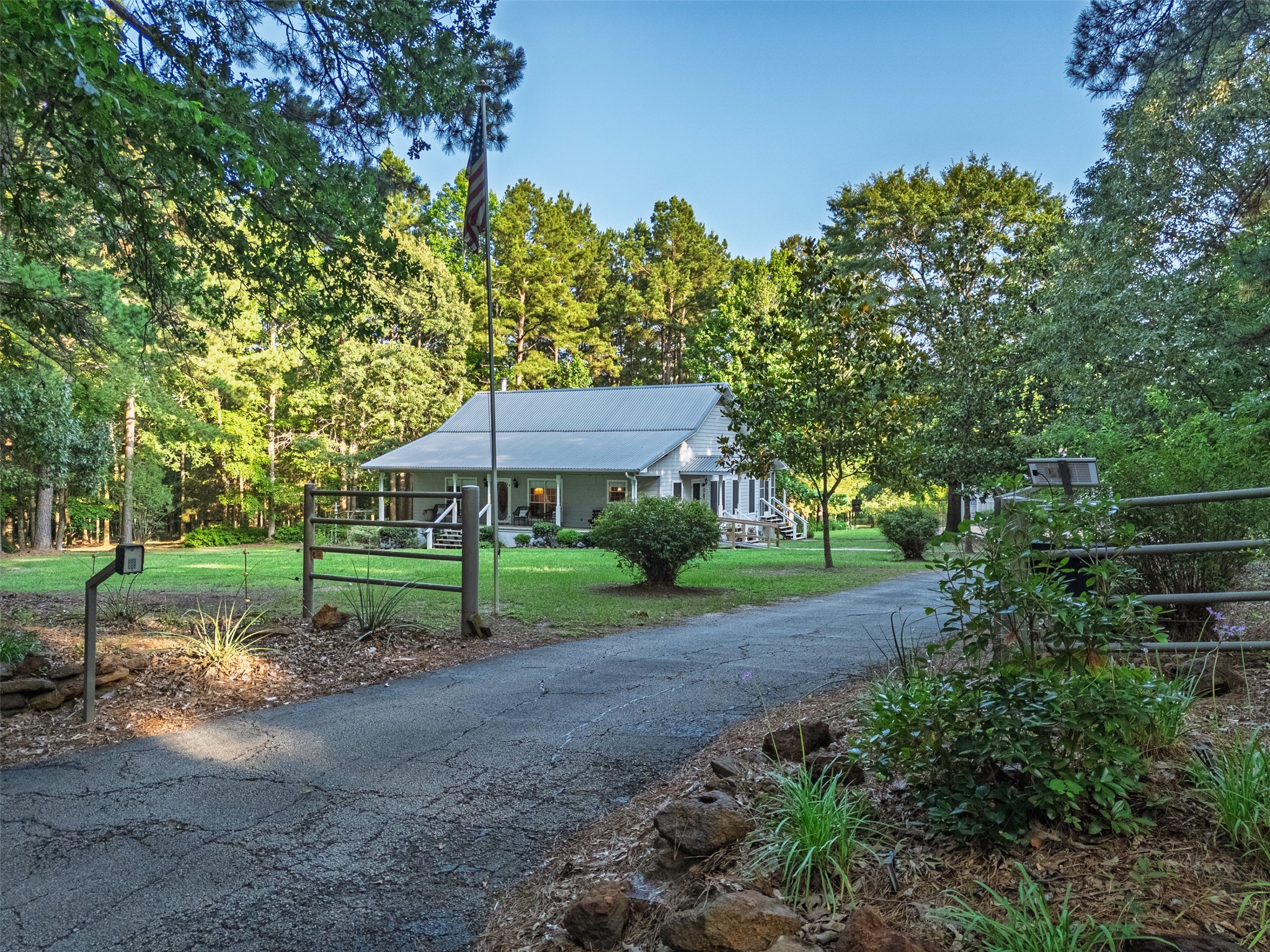 329 County Road 2804 Alto TX 75925