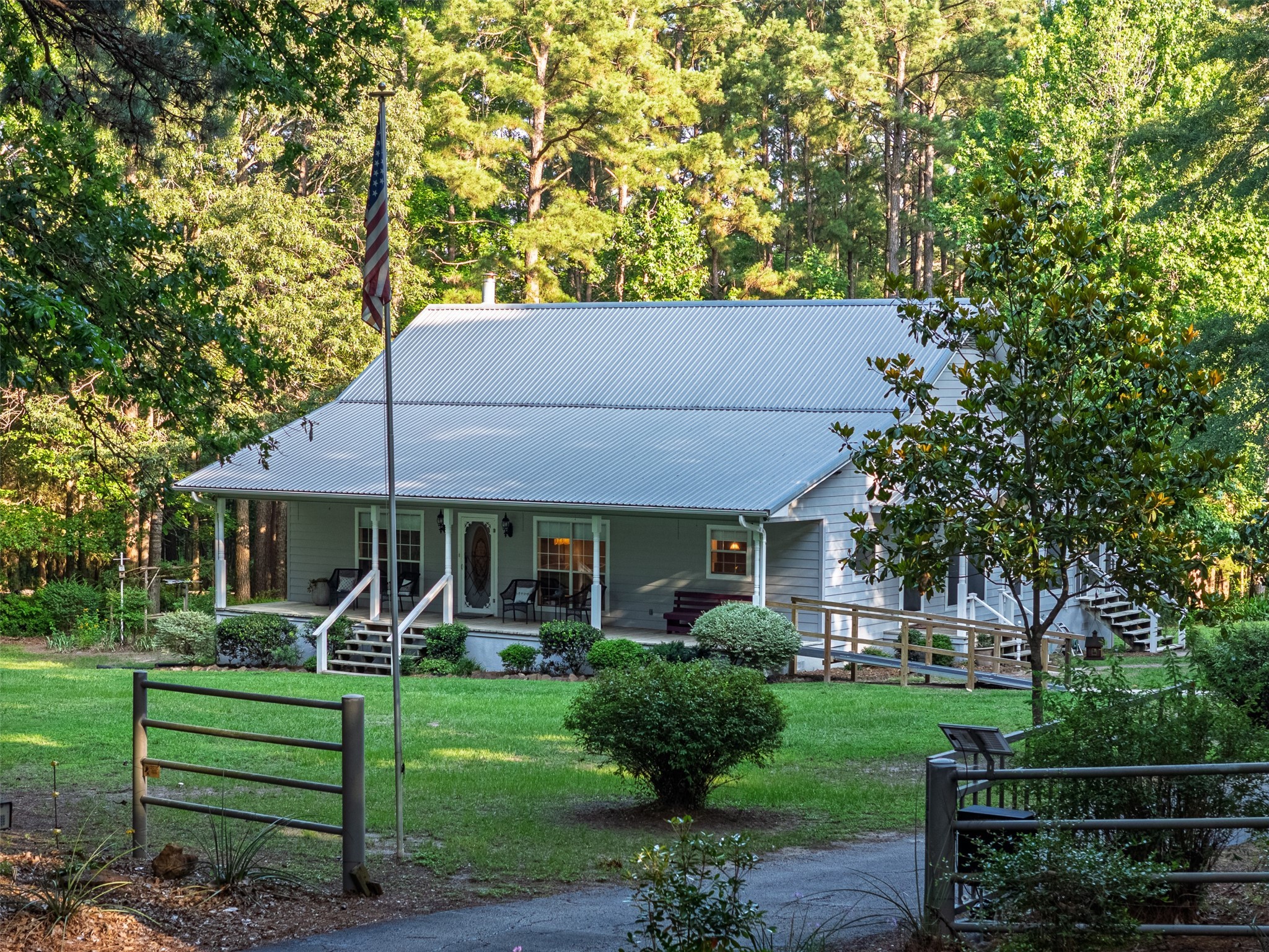 329 County Road 2804 Alto TX 75925