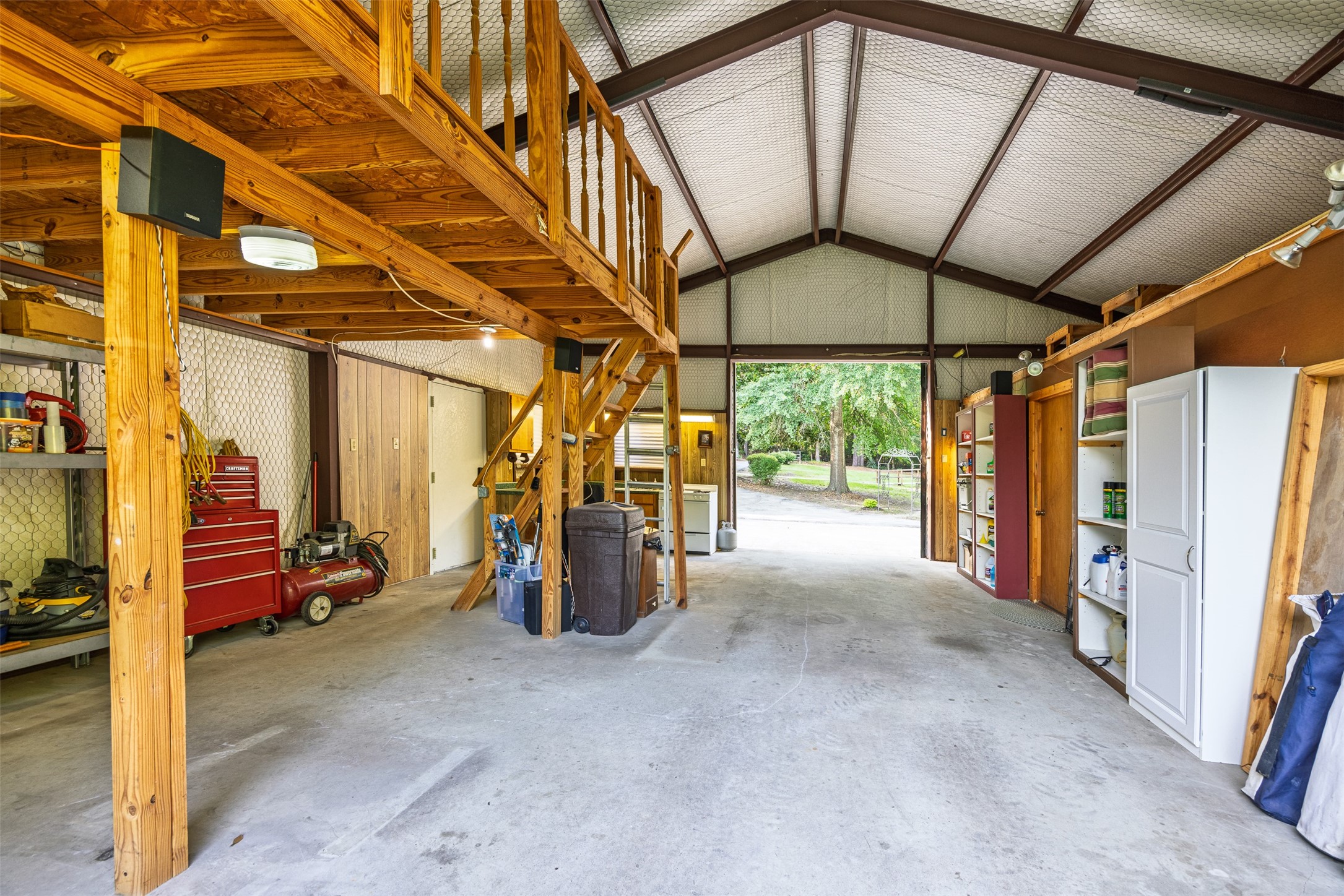 329 County Road 2804 Alto TX 75925