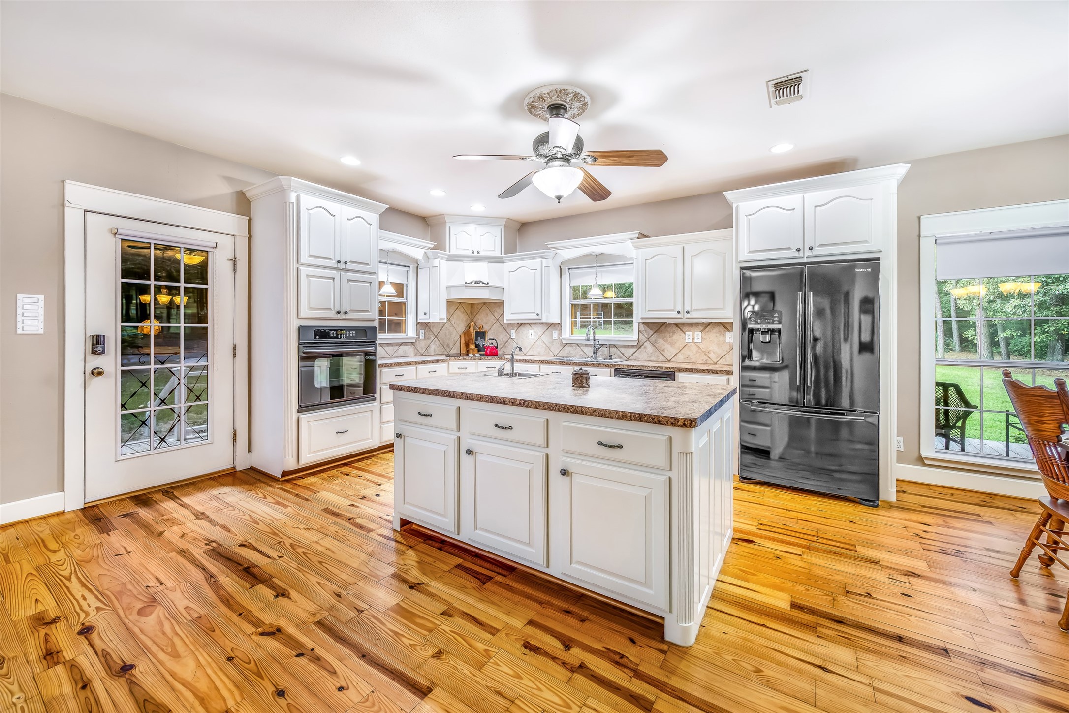 329 County Road 2804 Alto TX 75925