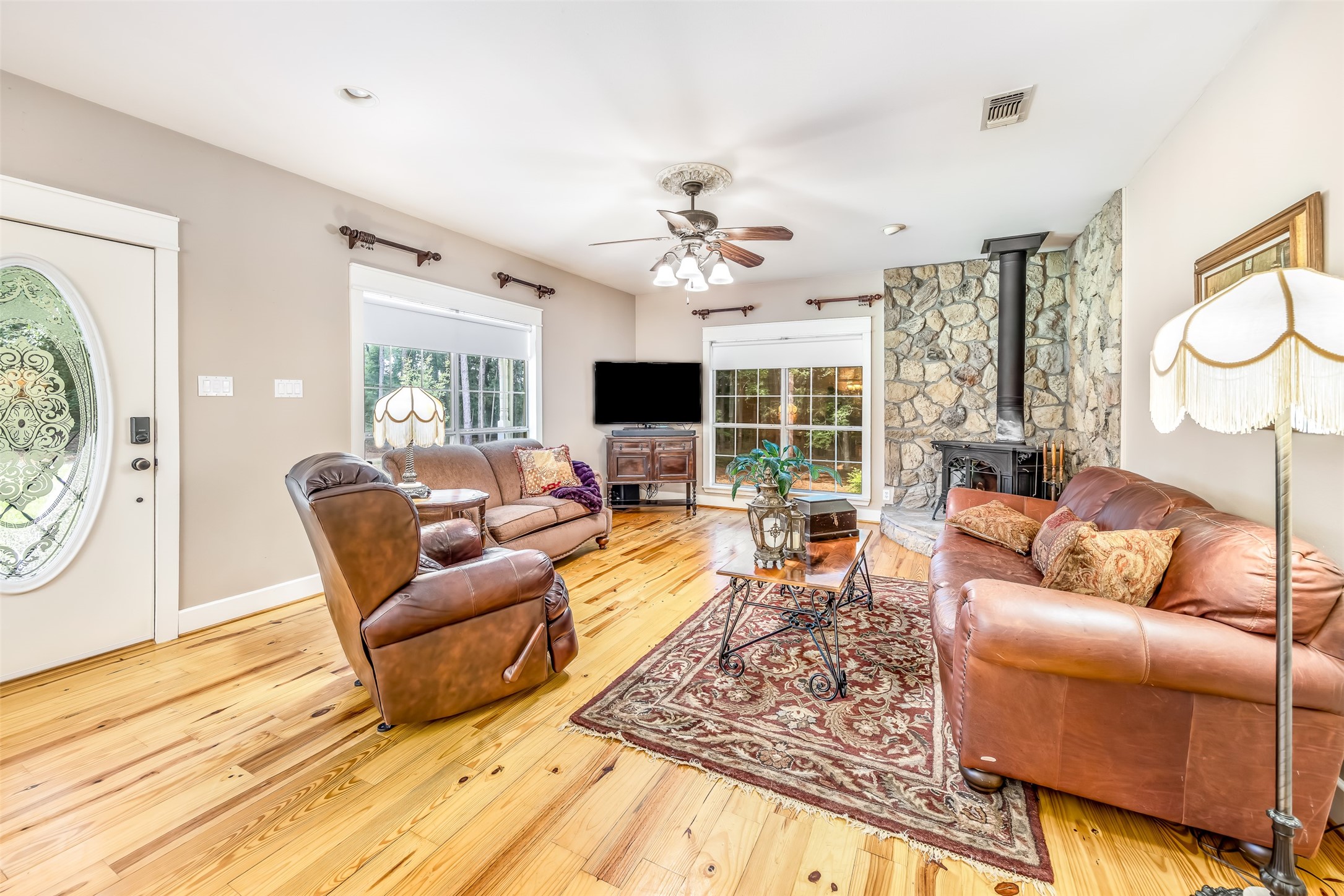 329 County Road 2804 Alto TX 75925