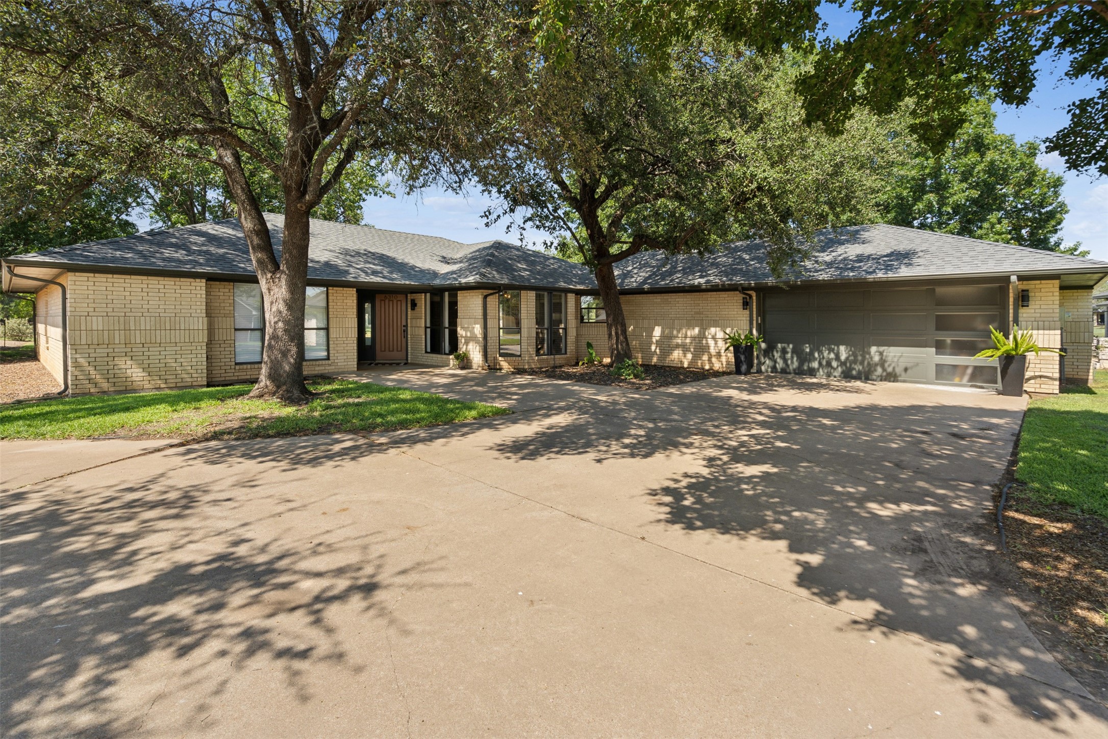 6310 Asphodel Court Granbury TX 76049