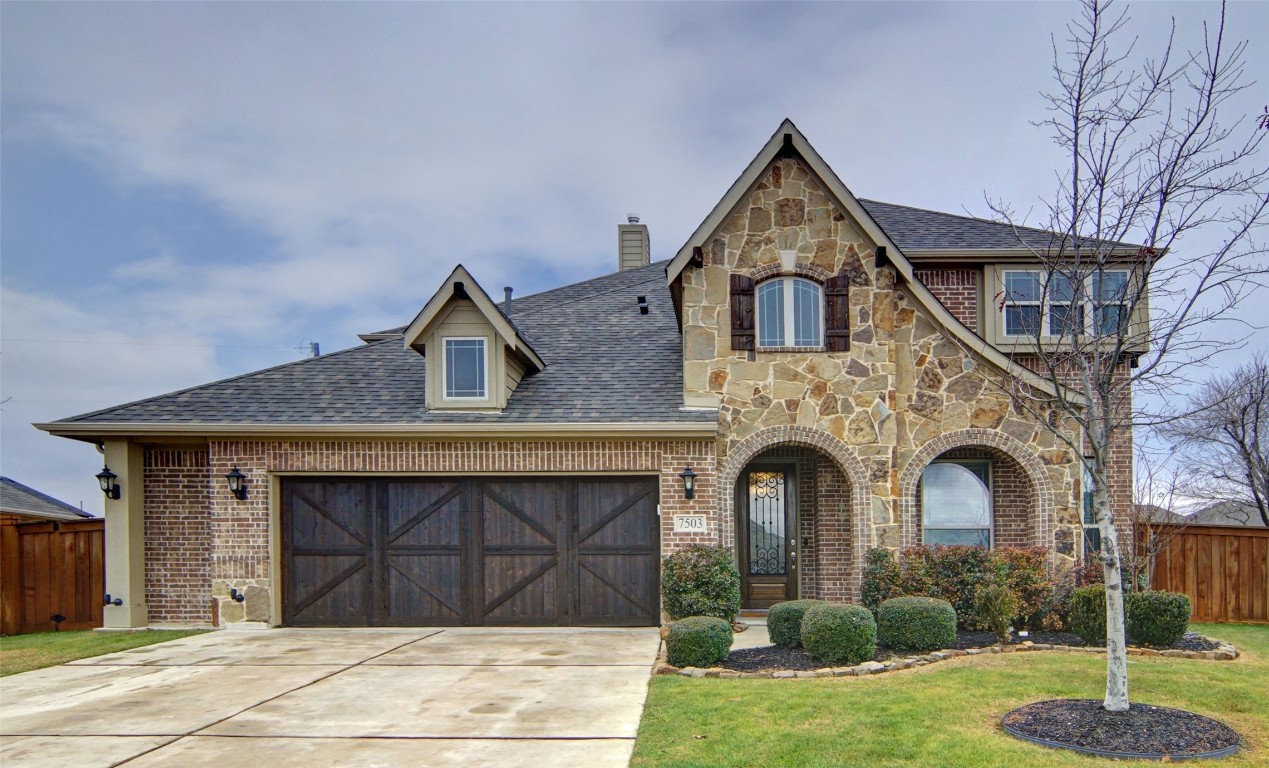 7503 Lynnwood Drive Grand Prairie TX 75054