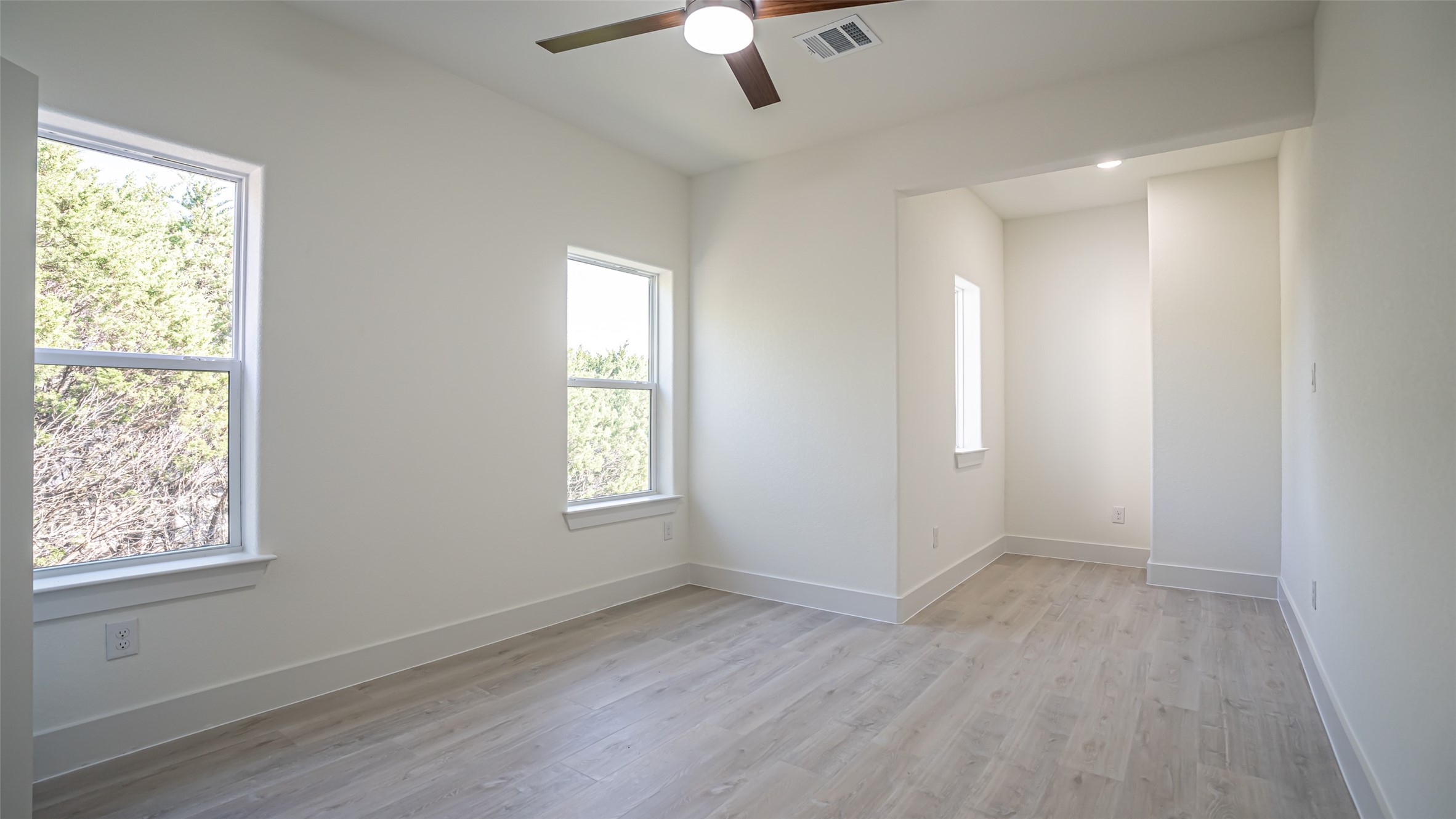 5634 Barkridge Drive Granbury TX 76048