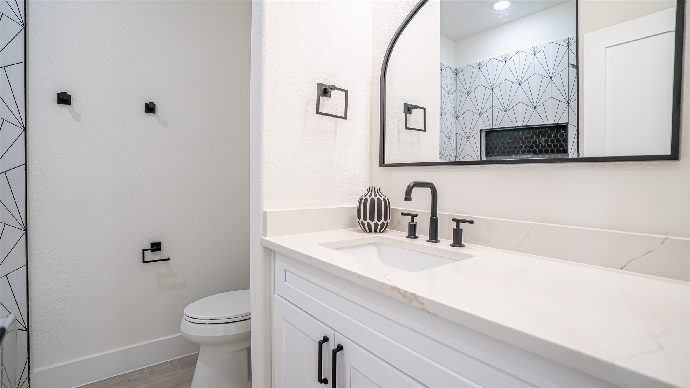 5634 Barkridge Drive Granbury TX 76048