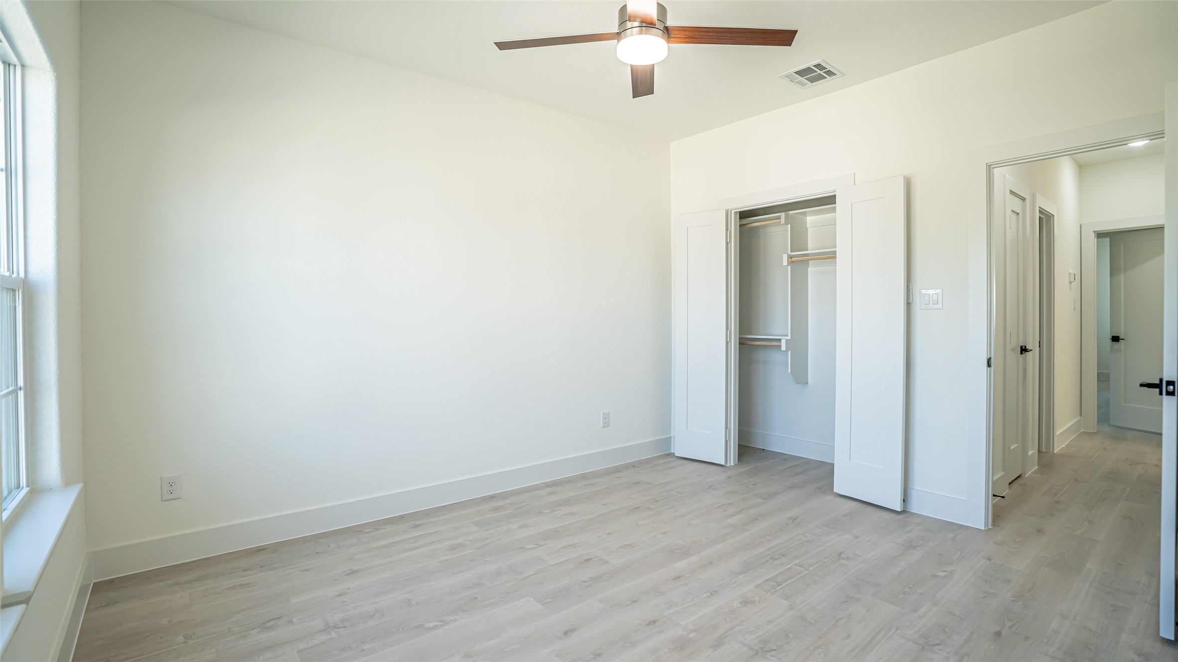 5634 Barkridge Drive Granbury TX 76048