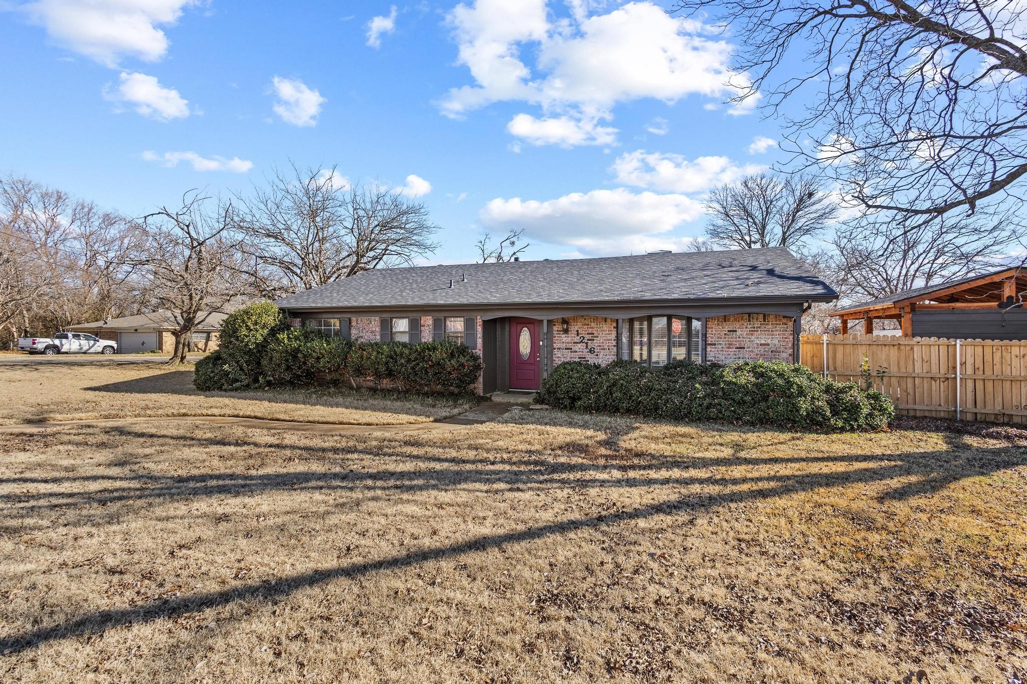 1216 W Lamberth Road Sherman TX 75092