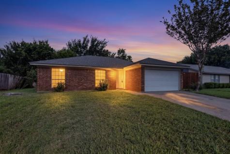 5908 Willow Valley Drive Arlington TX 76017