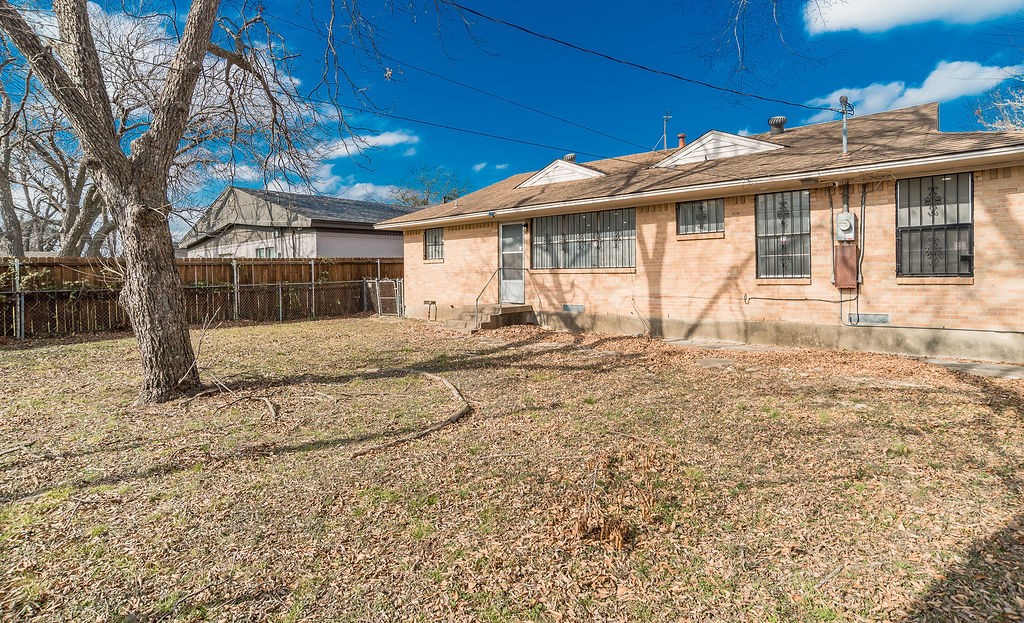 1246 Brookmere Drive Dallas TX 75216