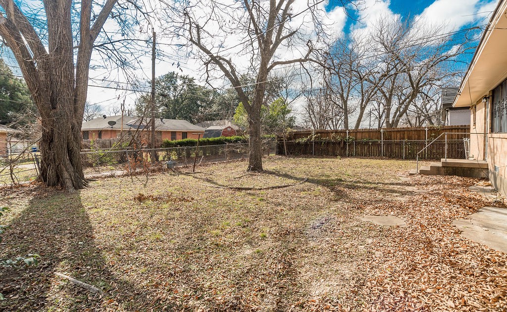 1246 Brookmere Drive Dallas TX 75216