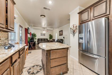 5715 Creekhollow Drive Arlington TX 76018