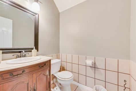 5715 Creekhollow Drive Arlington TX 76018
