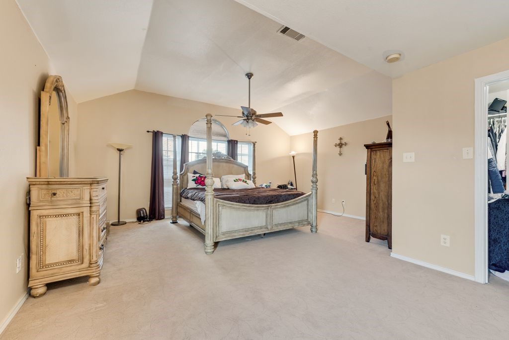 5715 Creekhollow Drive Arlington TX 76018