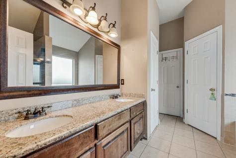 5715 Creekhollow Drive Arlington TX 76018