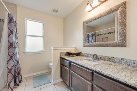 5715 Creekhollow Drive Arlington TX 76018