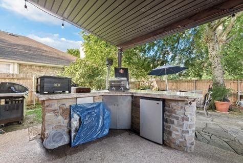 5715 Creekhollow Drive Arlington TX 76018