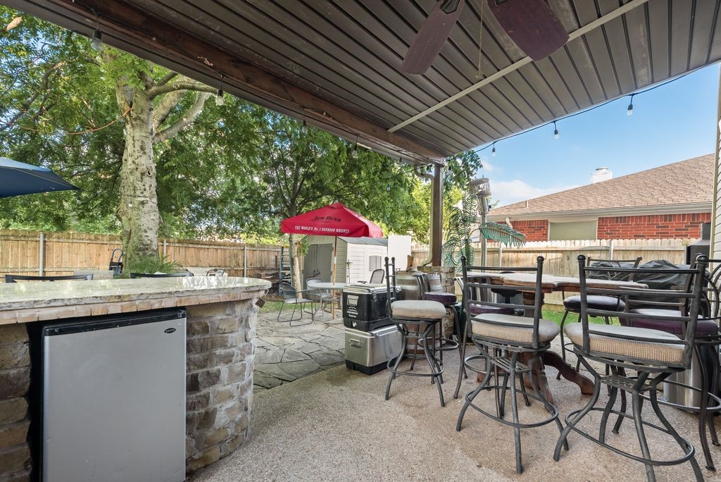 5715 Creekhollow Drive Arlington TX 76018