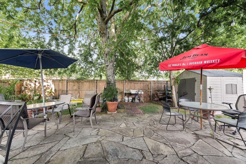 5715 Creekhollow Drive Arlington TX 76018