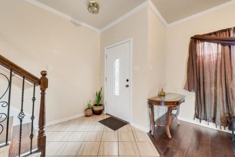 5715 Creekhollow Drive Arlington TX 76018