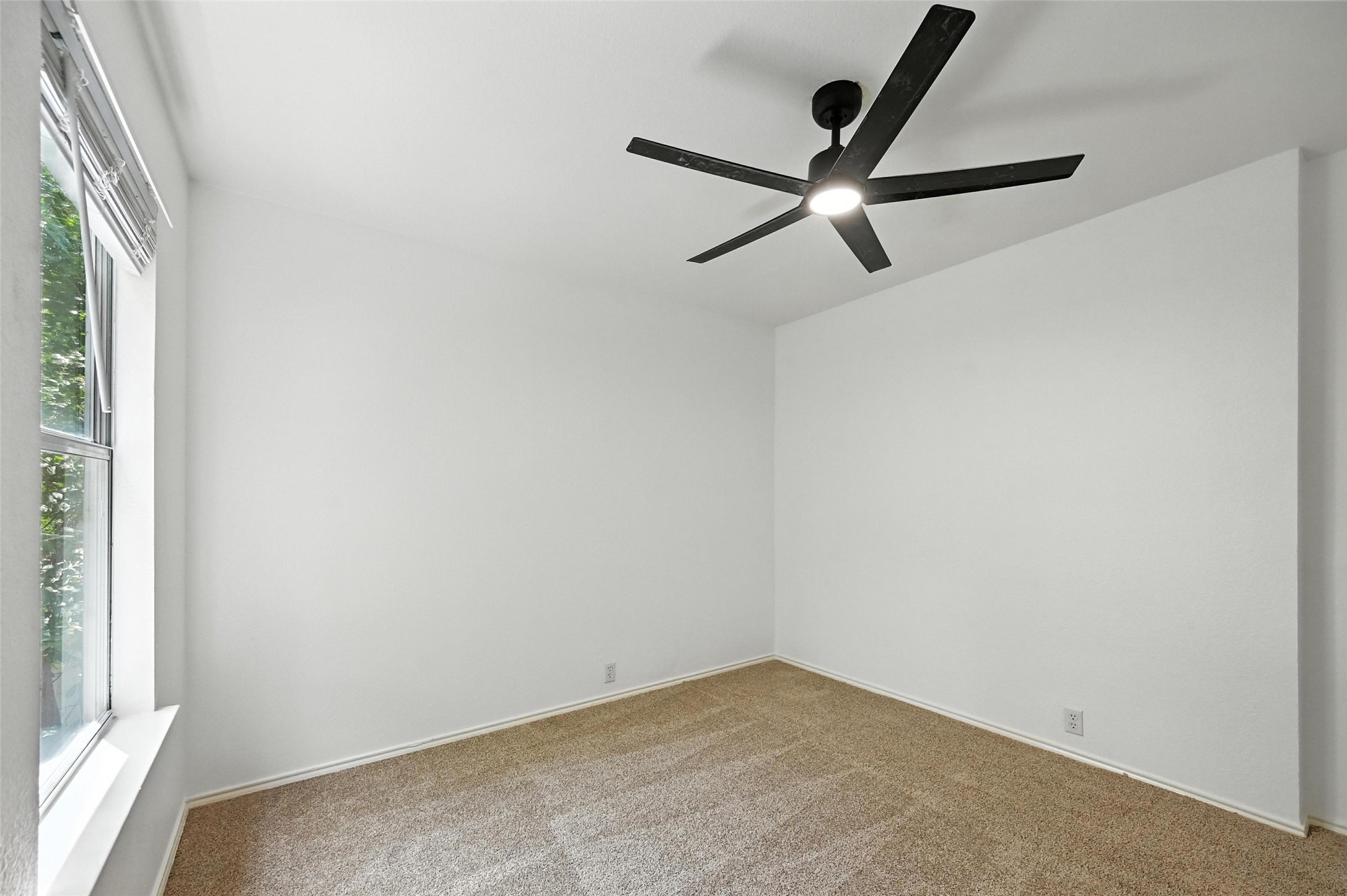 6218 Everglade Road Dallas TX 75227