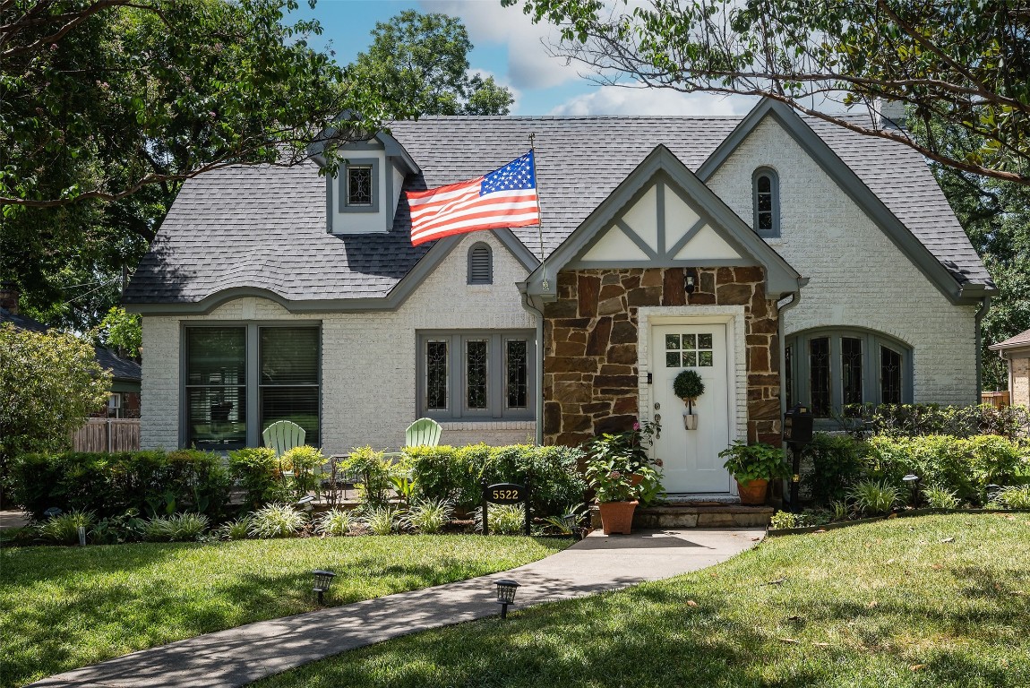 5522 Merrimac Avenue Dallas TX 75206
