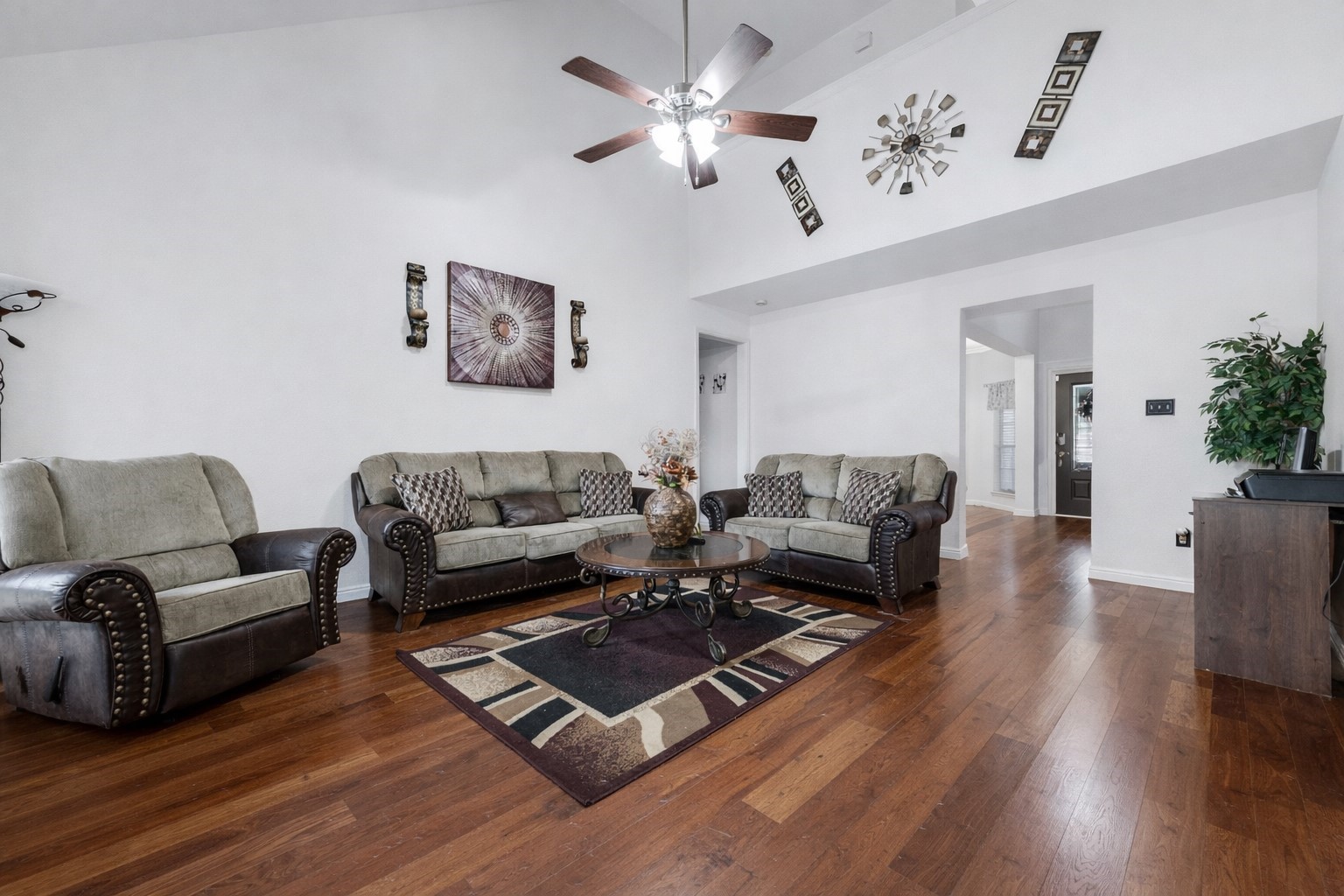 305 Ravenna Road Lake Dallas TX 75065