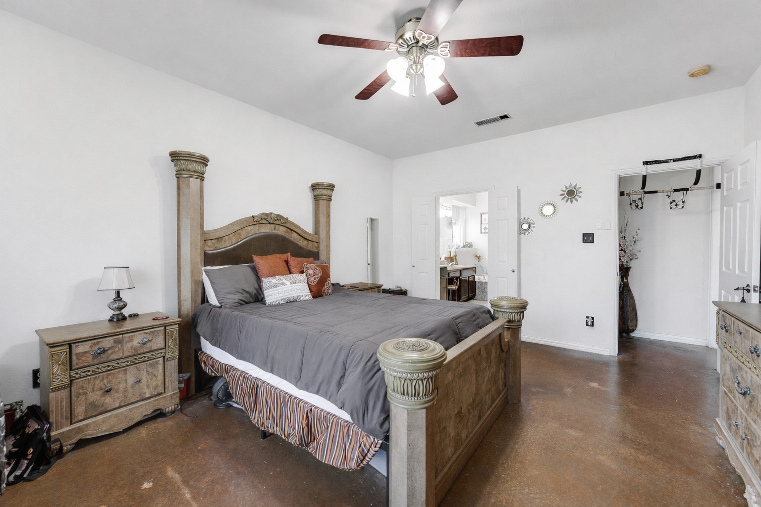 305 Ravenna Road Lake Dallas TX 75065