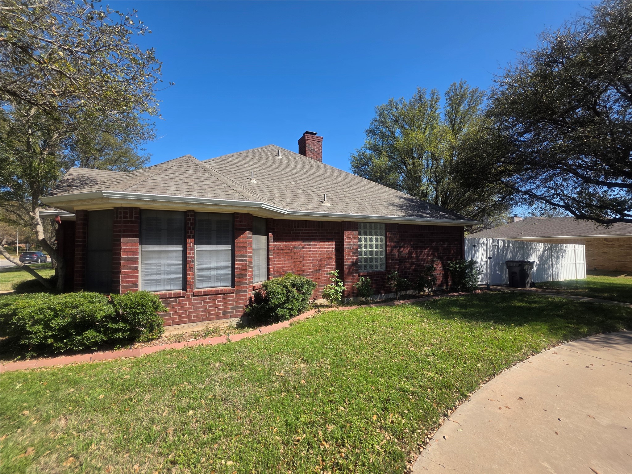 1404 Roanoake Drive Graham TX 76450