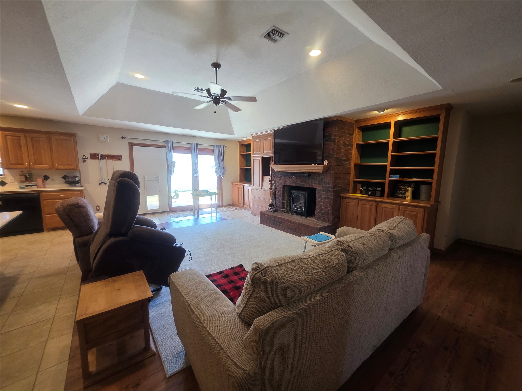 1404 Roanoake Drive Graham TX 76450