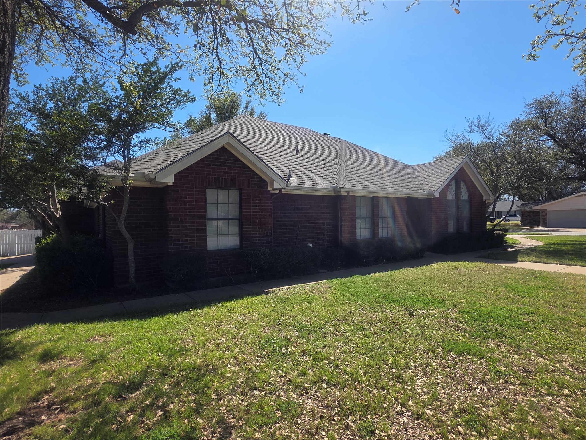 1404 Roanoake Drive Graham TX 76450