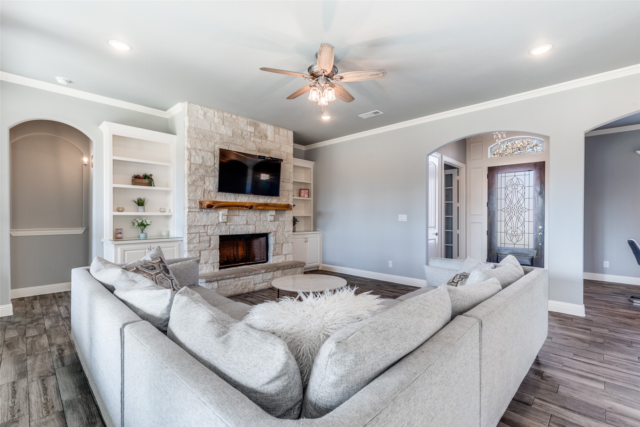 5108 Waterview Drive Arlington TX 76016