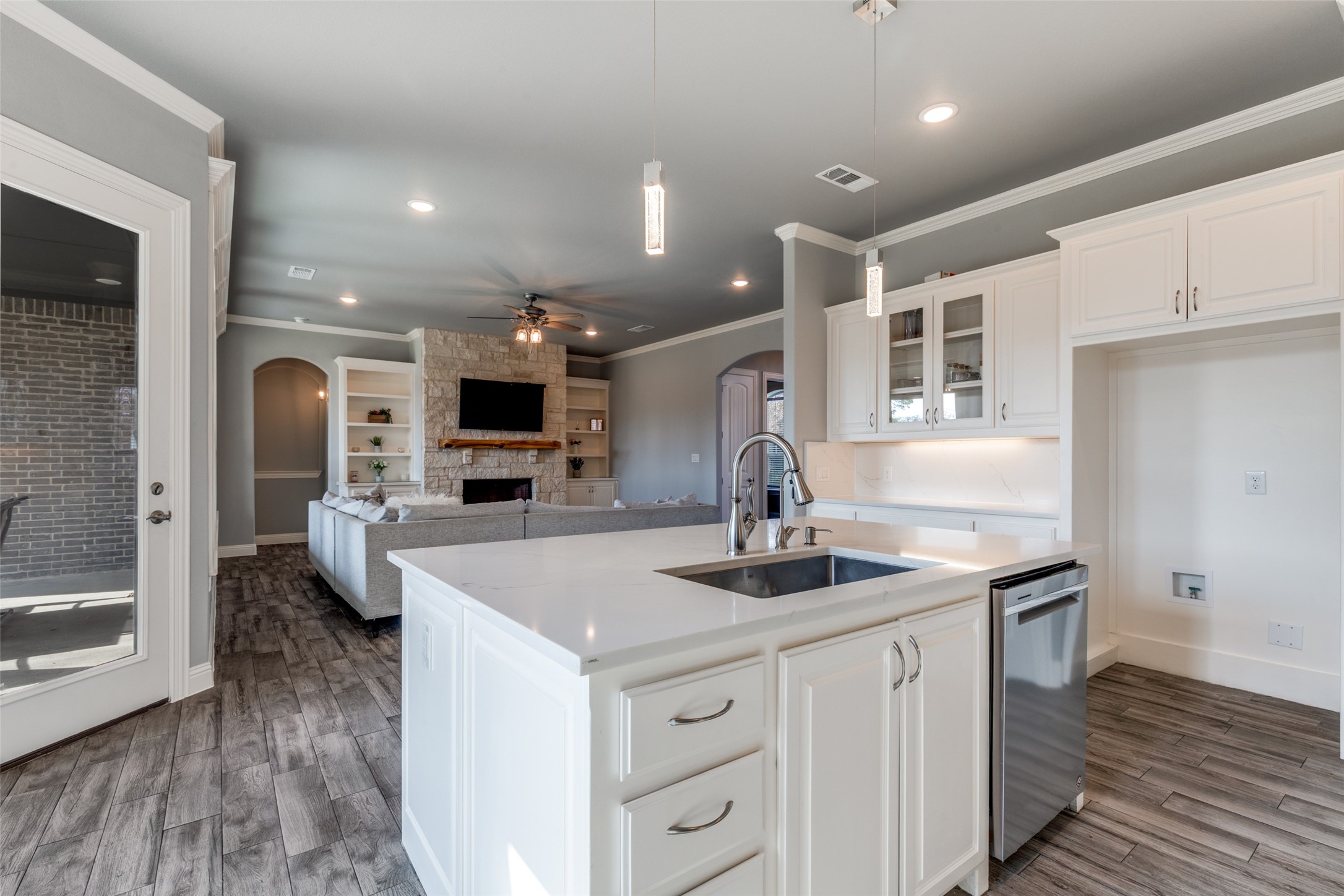5108 Waterview Drive Arlington TX 76016