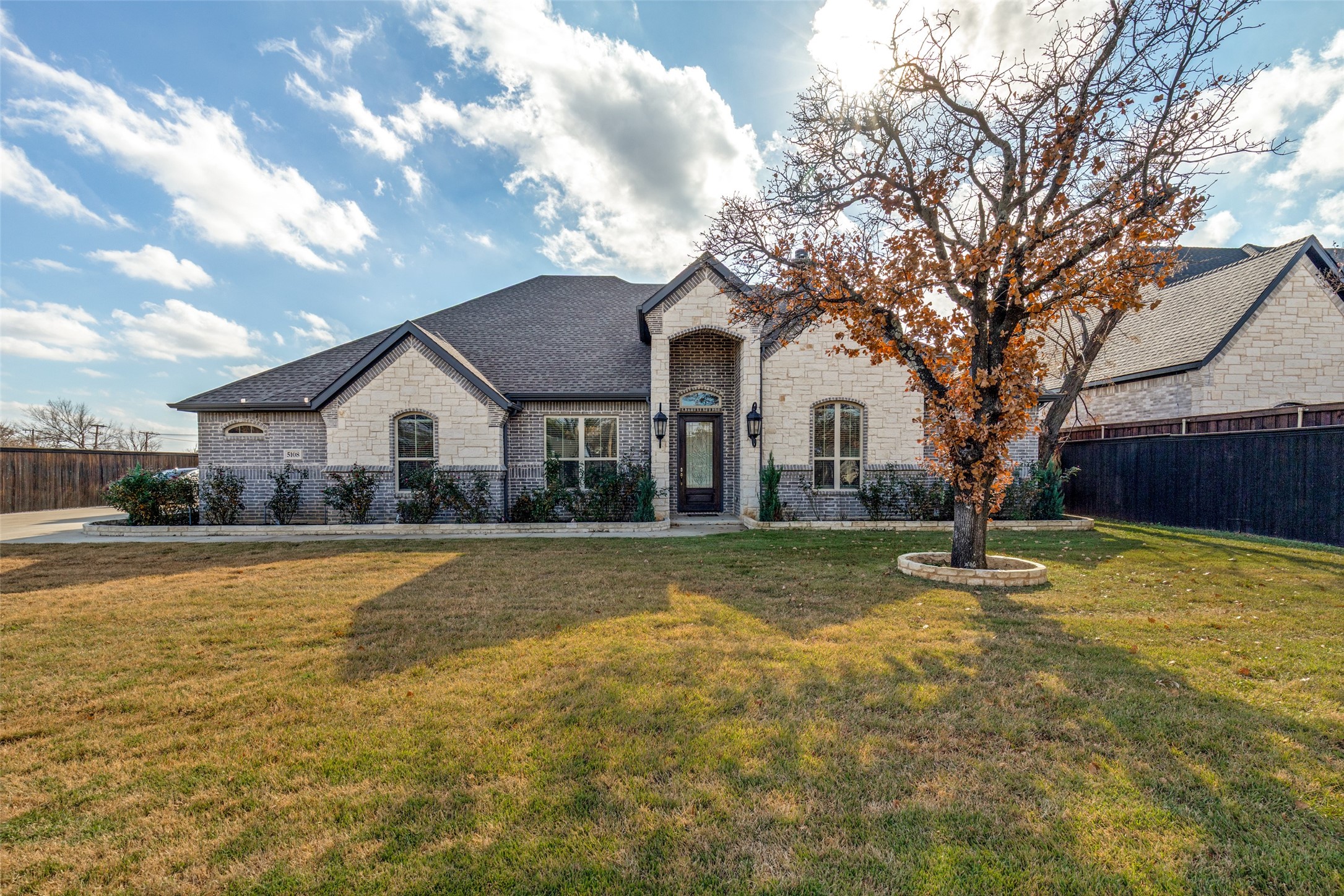 5108 Waterview Drive Arlington TX 76016