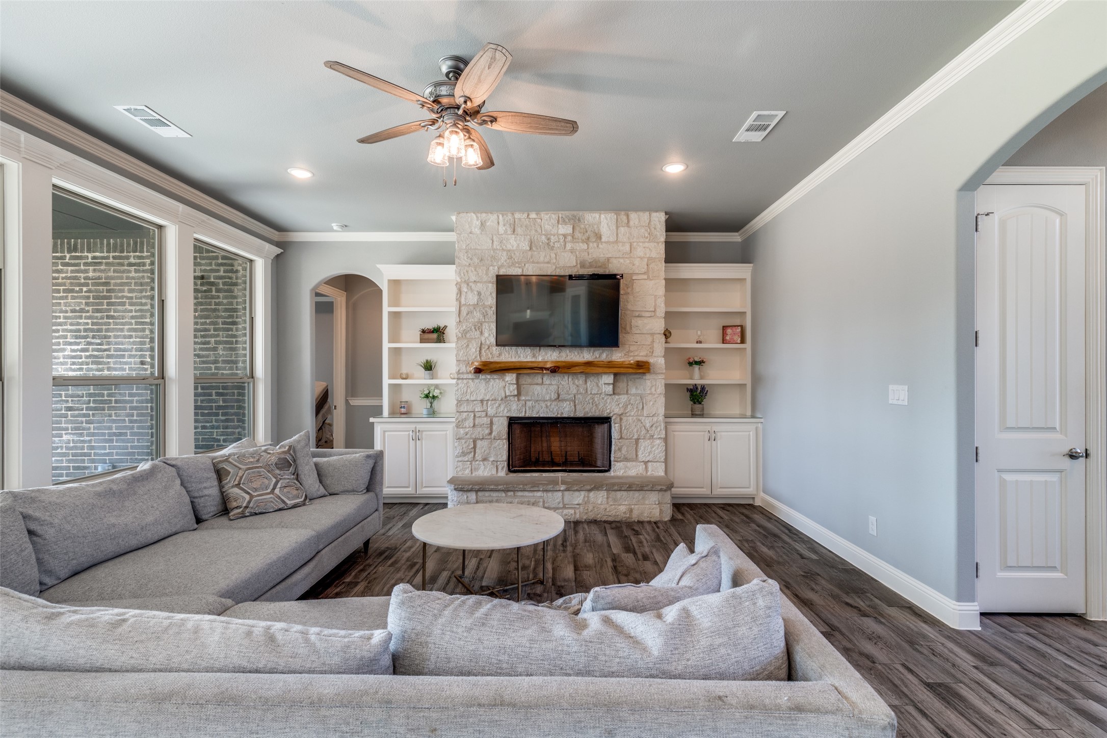 5108 Waterview Drive Arlington TX 76016