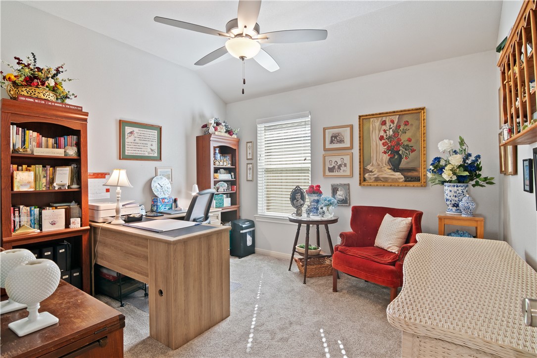 422 Travis Drive Mcgregor TX 76657