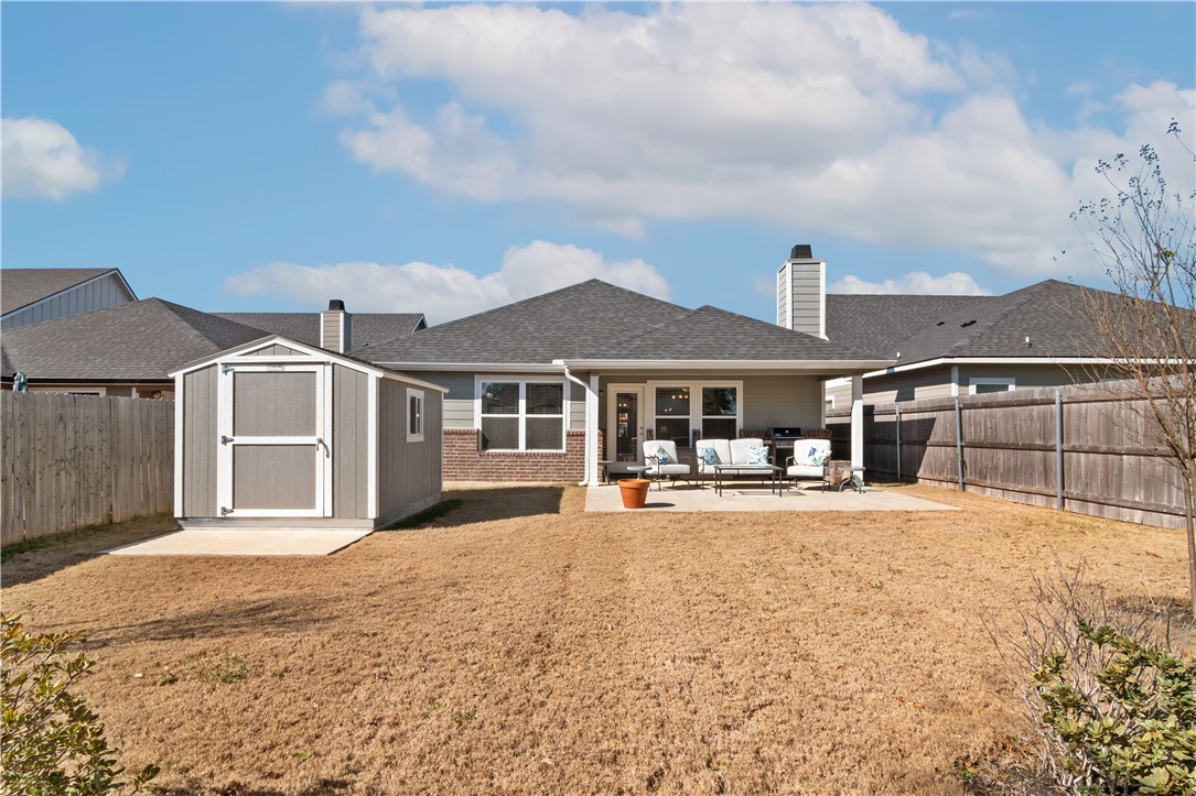 422 Travis Drive Mcgregor TX 76657