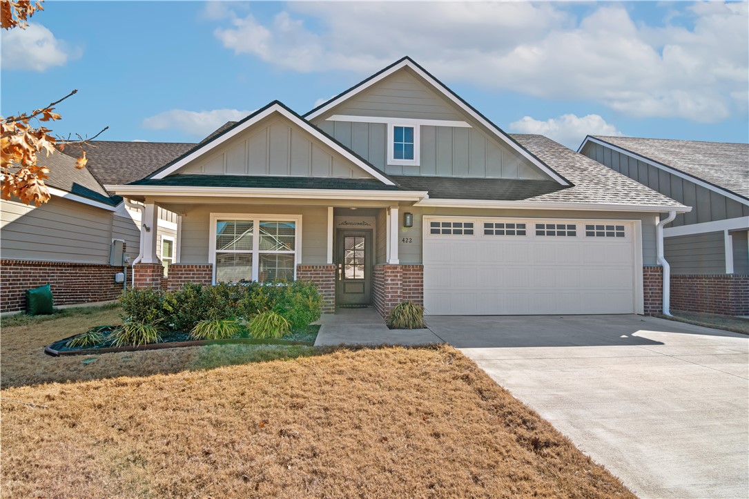 422 Travis Drive Mcgregor TX 76657