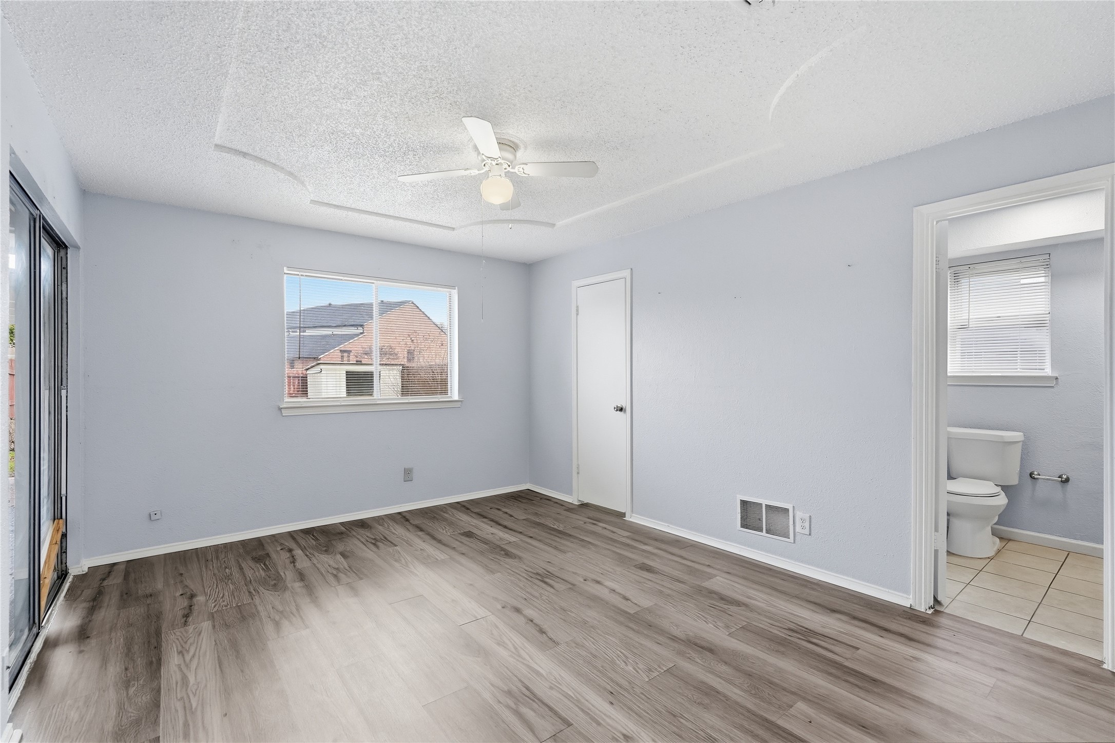 5209 Daytona Drive Garland TX 75043