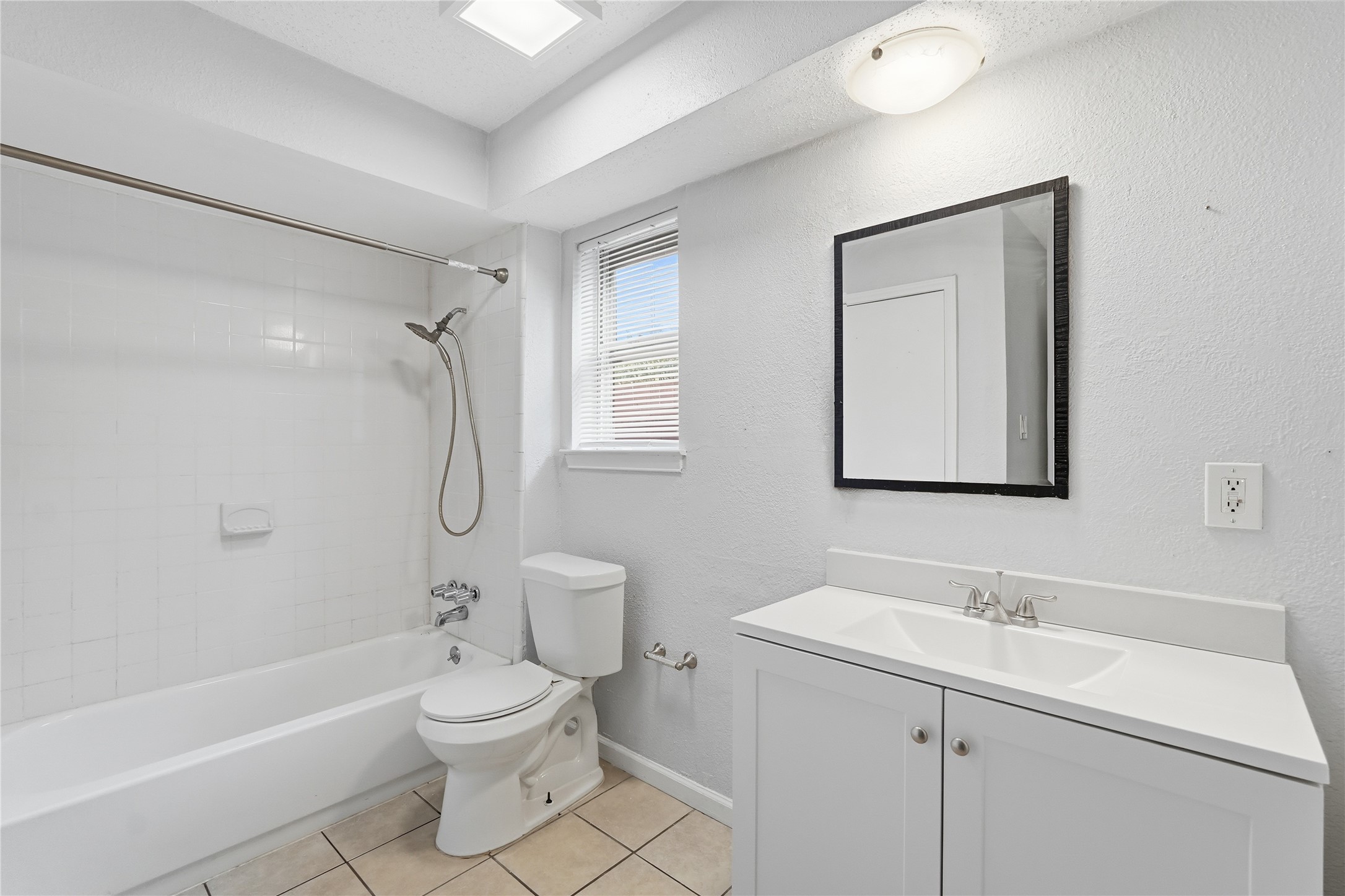 5209 Daytona Drive Garland TX 75043