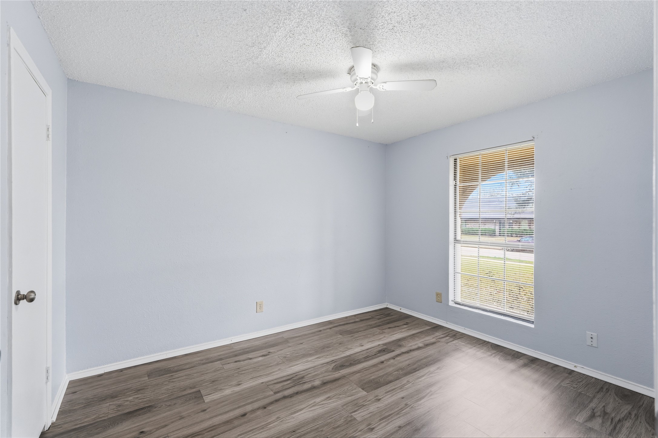 5209 Daytona Drive Garland TX 75043